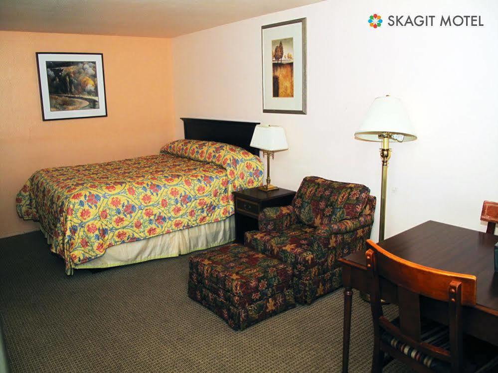 Skagit Motel Sedro Woolley Exterior photo